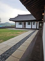 Hwarangroo