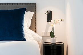 Feelathome Waldorf Suites Apartments