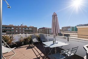 Feelathome Waldorf Suites Apartments