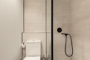 Feelathome Waldorf Suites Apartments