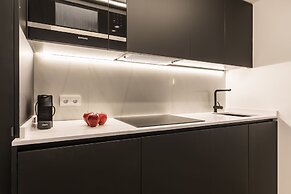 Feelathome Waldorf Suites Apartments