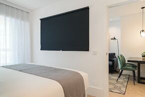 Feelathome Waldorf Suites Apartments