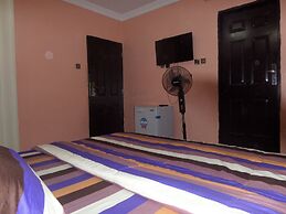De Maria Inn Apartment