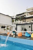 Qeparo Napolon Complex