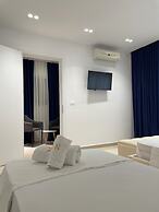 Qeparo Napolon Complex