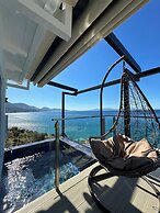 Qeparo Napolon Complex