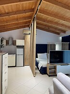 Qeparo Napolon Complex