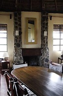 Ngari Hill Guest House & Campsite