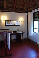 Ngari Hill Guest House & Campsite