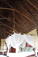 Ngari Hill Guest House & Campsite