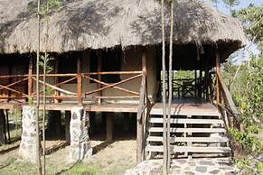 Ngari Hill Guest House & Campsite