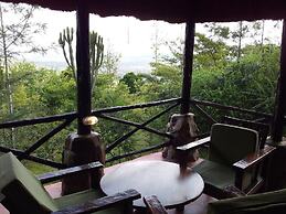 Ngari Hill Guest House & Campsite