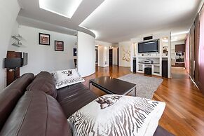 Riverside Spa Apartments