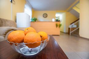 Guest House Apelsin