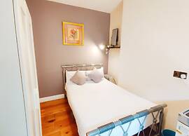 White's Row Resident