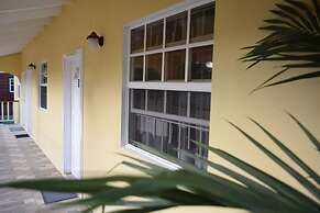 Justinn Apartments