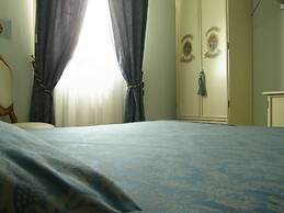 Residence Meublè Cortina