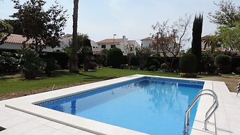 Villa 50m from the beach in Cambrils TH 11