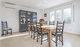 Villa 50m from the beach in Cambrils TH 11