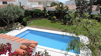 Villa 50m from the beach in Cambrils TH 11