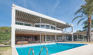 Luxury Beachfront Villa in Tarragona TH 63