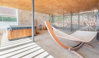 Luxury Beachfront Villa in Tarragona TH 63