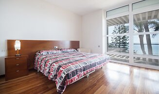 Luxury Beachfront Villa in Tarragona TH 63