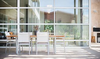 Luxury Beachfront Villa in Tarragona TH 63