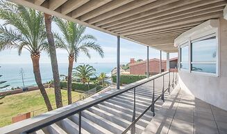 Luxury Beachfront Villa in Tarragona TH 63