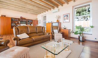 Luxury Beachfront Villa in Tarragona TH 63
