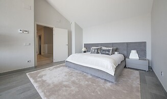 Exclusive Tamarit Villa TH 85