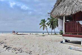 Cabins on paradise San Blas island