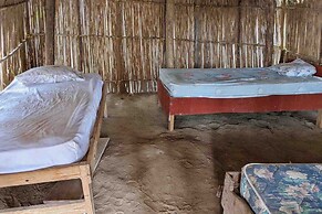 Cabins on paradise San Blas island