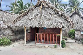 Cabins on paradise San Blas island