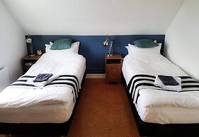 Refurinn Reykjavik Guesthouse - Hostel