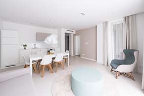 OliverLux Aparthotel