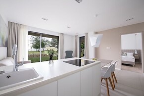 OliverLux Aparthotel