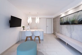 OliverLux Aparthotel