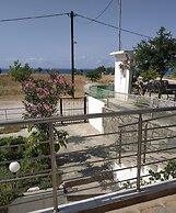 Paschalia Sea View Studios