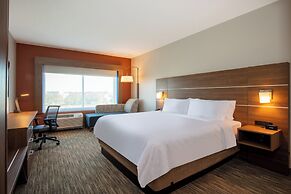 Holiday Inn Express & Suites Beloit by IHG