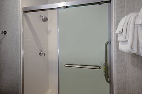 Holiday Inn Express & Suites Beloit by IHG