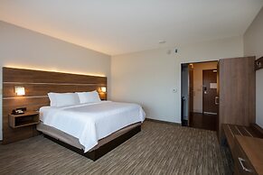 Holiday Inn Express & Suites Beloit by IHG