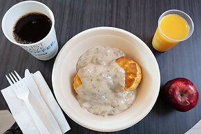 Holiday Inn Express & Suites Beloit by IHG