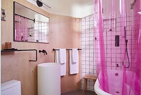 Dreamers BNB