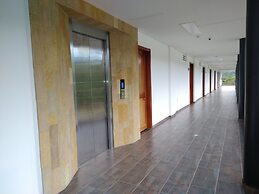 Hotel Majam's Resort