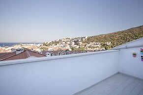 Pharos Boutique Hotel