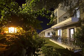 Pharos Boutique Hotel