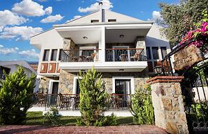 Pharos Boutique Hotel