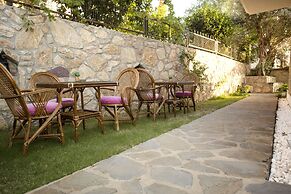 Pharos Boutique Hotel