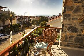 Pharos Boutique Hotel